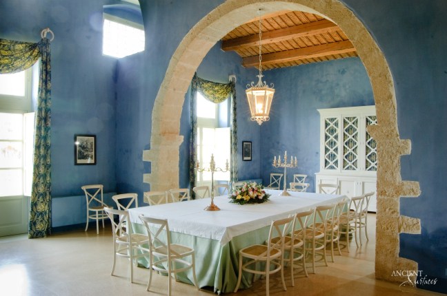 italian-dining-room-antique