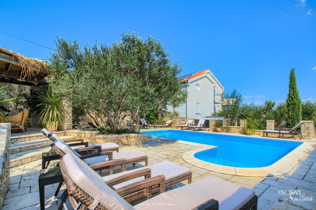 antique limestone pool coping
ancient surfaces
Outdoor millennium planks 
Vintage stone flooring 
Old world pavers
villa transformation
limestone wall cladding
outdoor transformation