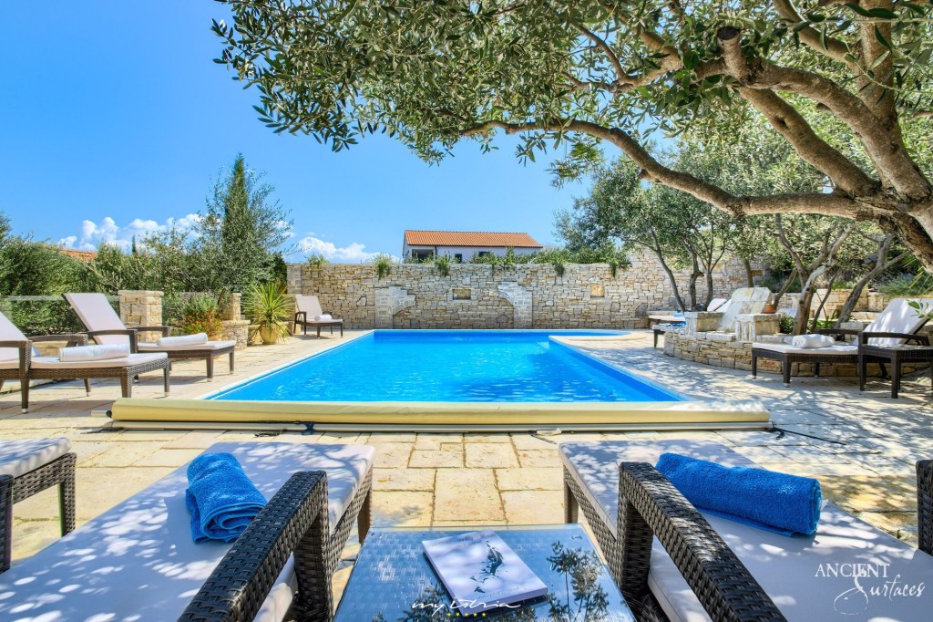 antique limestone pool coping
ancient surfaces
Outdoor millennium planks 
Vintage stone flooring 
Old world pavers
villa transformation
limestone wall cladding
outdoor transformation